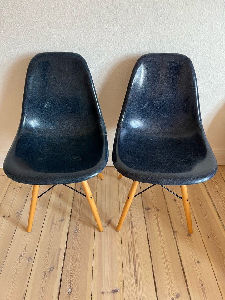 Eames DSW glasfiber