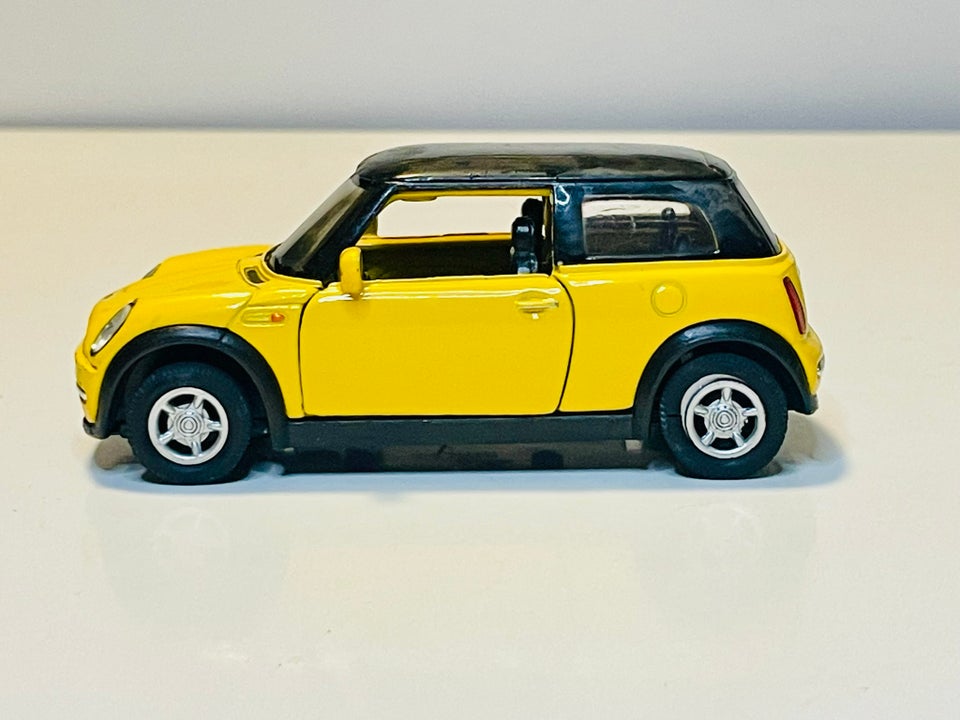 Modelbil, Welly Mini Cooper, skala