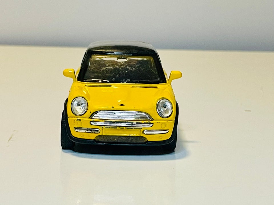 Modelbil, Welly Mini Cooper, skala