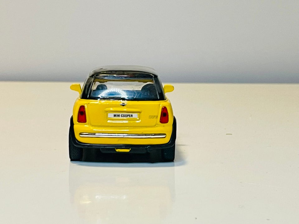 Modelbil, Welly Mini Cooper, skala