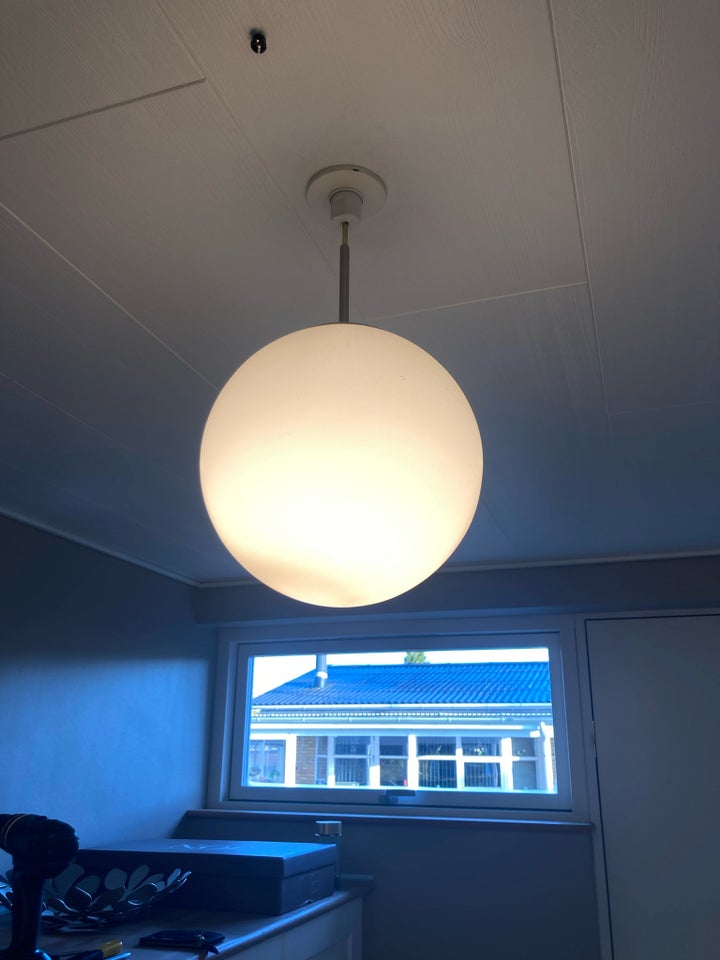 Anden loftslampe