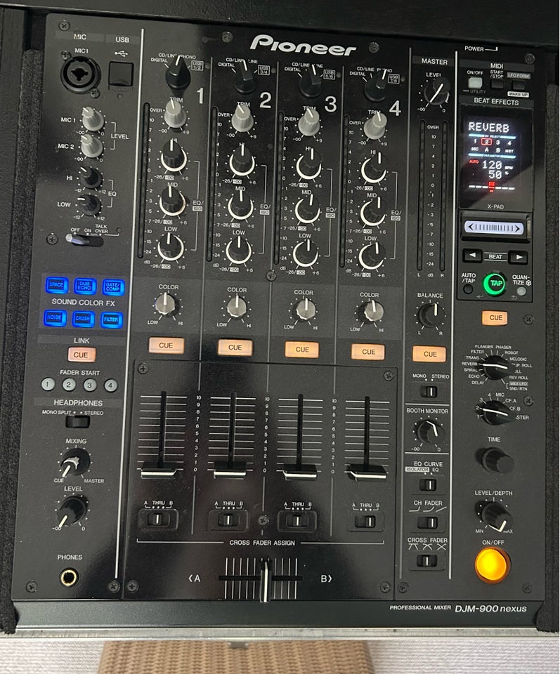 Pioneer Nexus (CDJ 2000 NXS - DJM 900