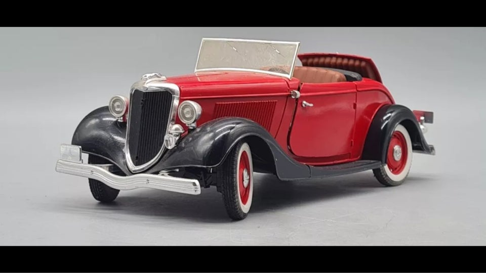 Modelbil Ford V8 Roadster 1934