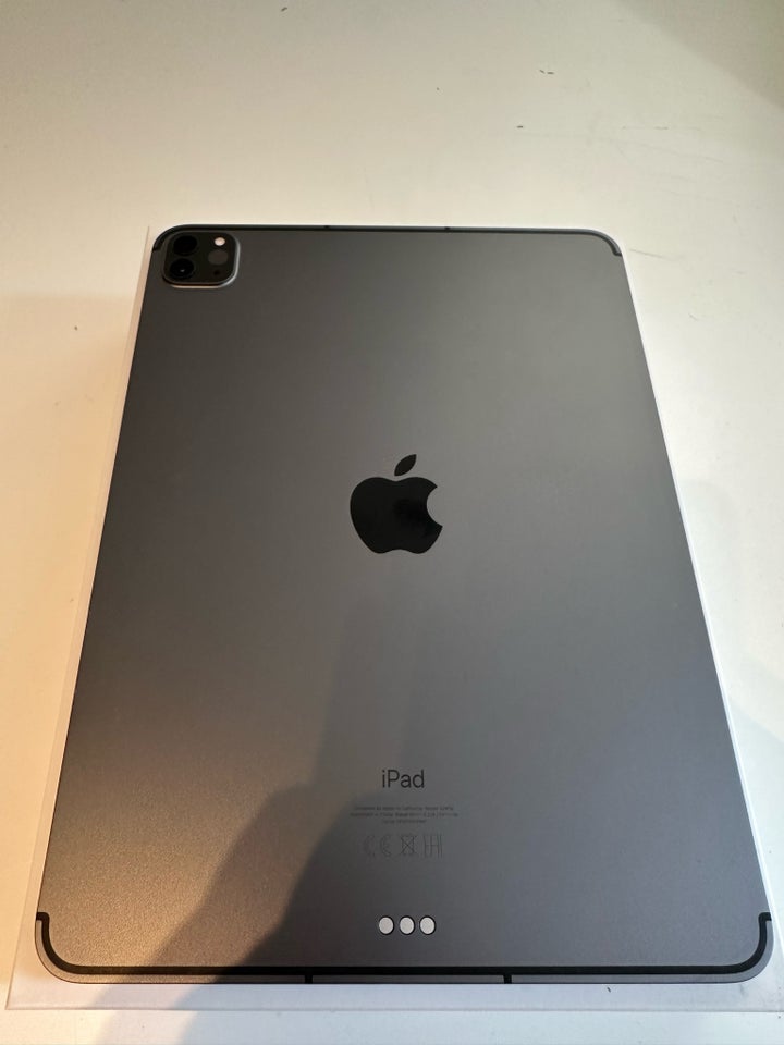 iPad Pro 3, 128 GB, sort