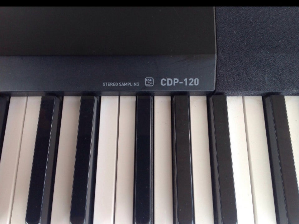 Digitalpiano, Casio CDP-120