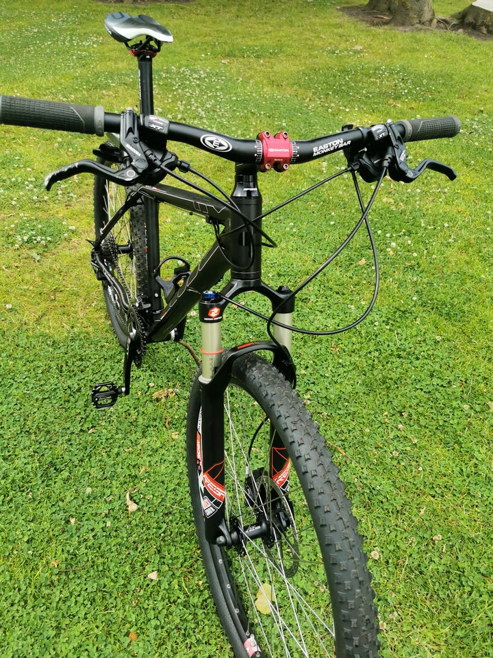 Cube LTD hardtail 26 tommer