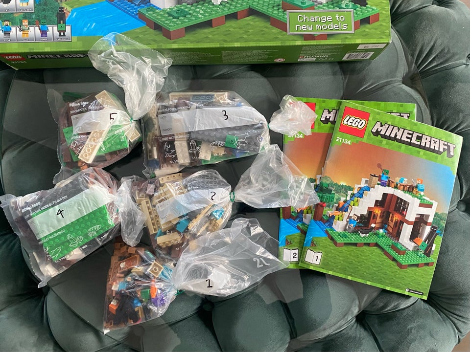 Lego Minecraft, 21134