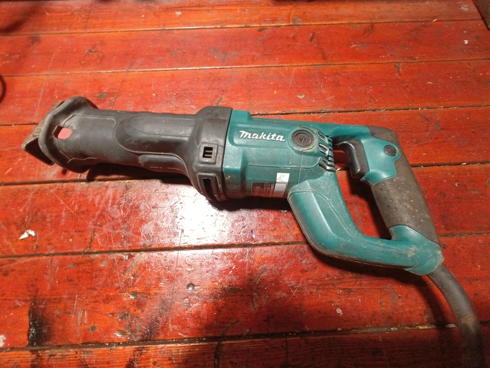 Bajonetsav, MAKITA JR3050