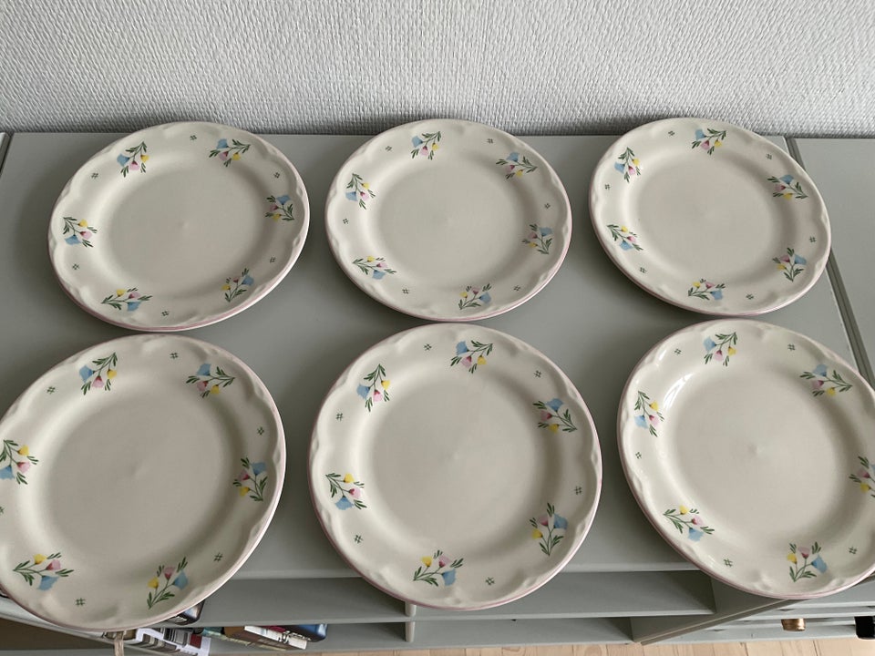 Porcelæn, Frokosttallerkener