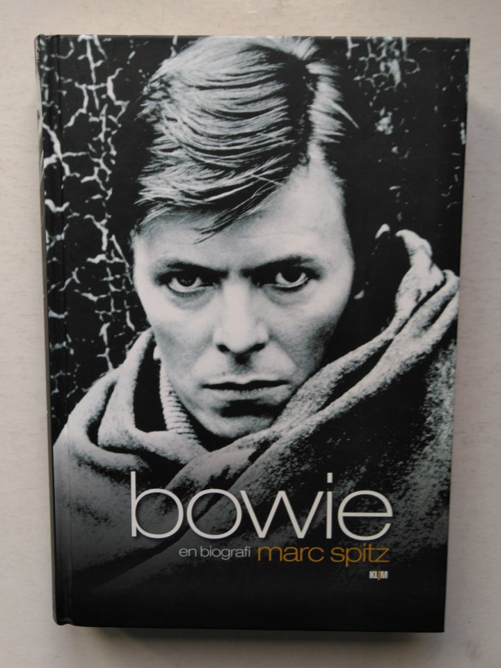 Andet, David Bowie, Biografi på