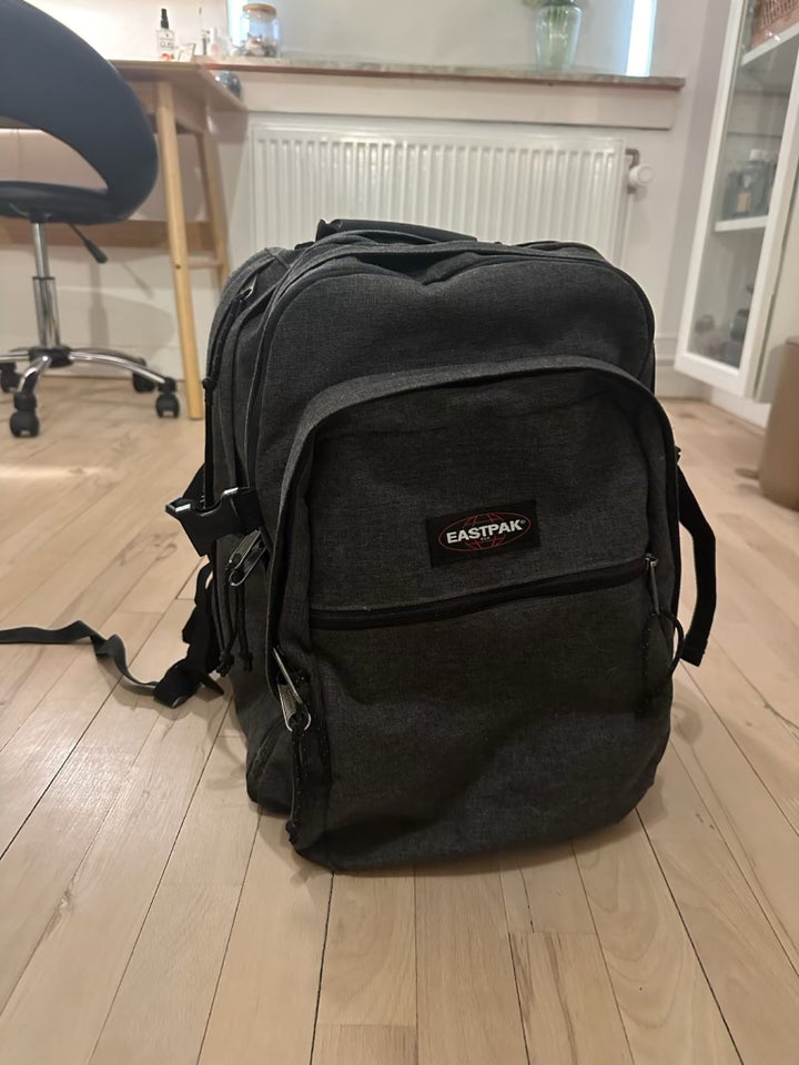 Skoletaske, Eastpak