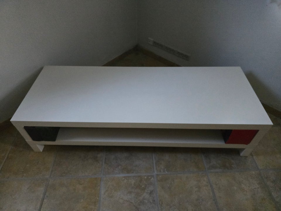 Tv bord, b: 55 l: 150 h: 35