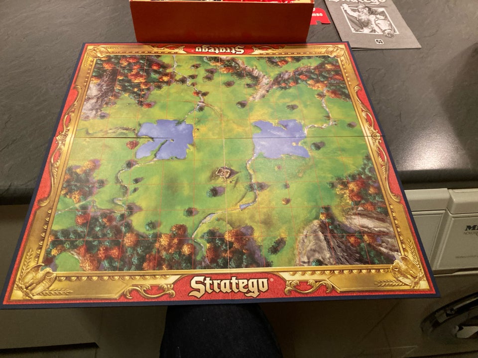 SOLGT -Stratego, Strategi spil,