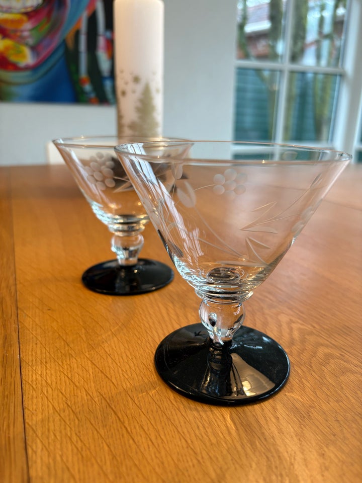 Glas, Rødvinsglas, Lis