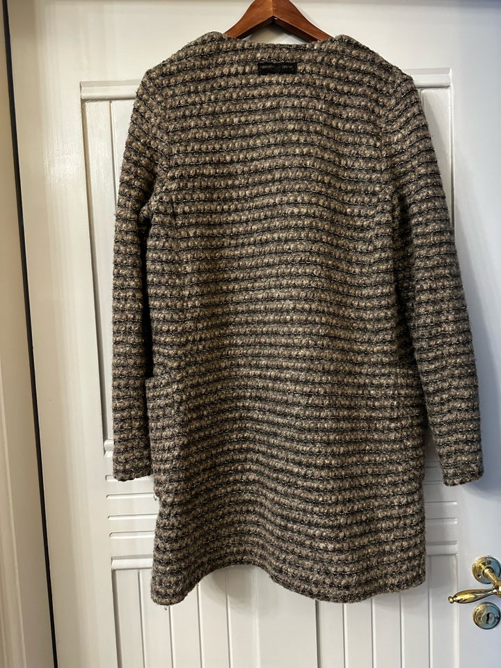 Cardigan, Julie fagerholt