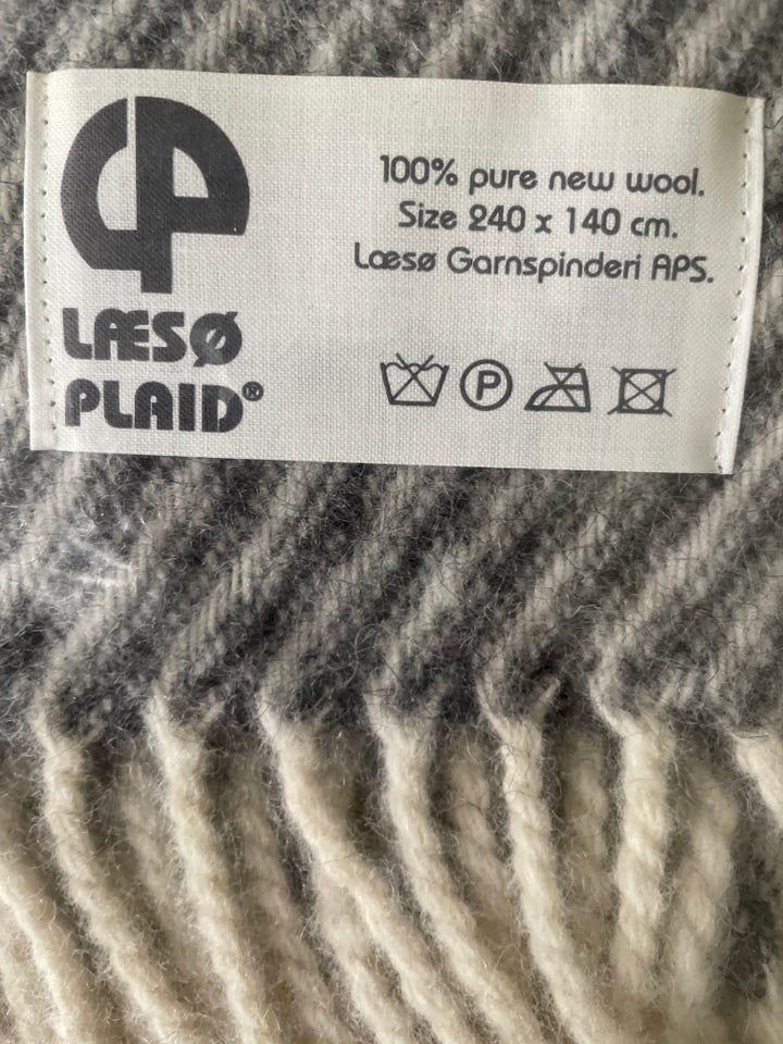 Plaid, Læsø garnspinderi. Fast