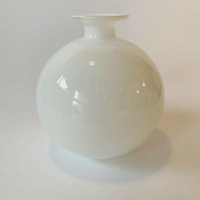 Glas Carnaby vase hvid helt intakt