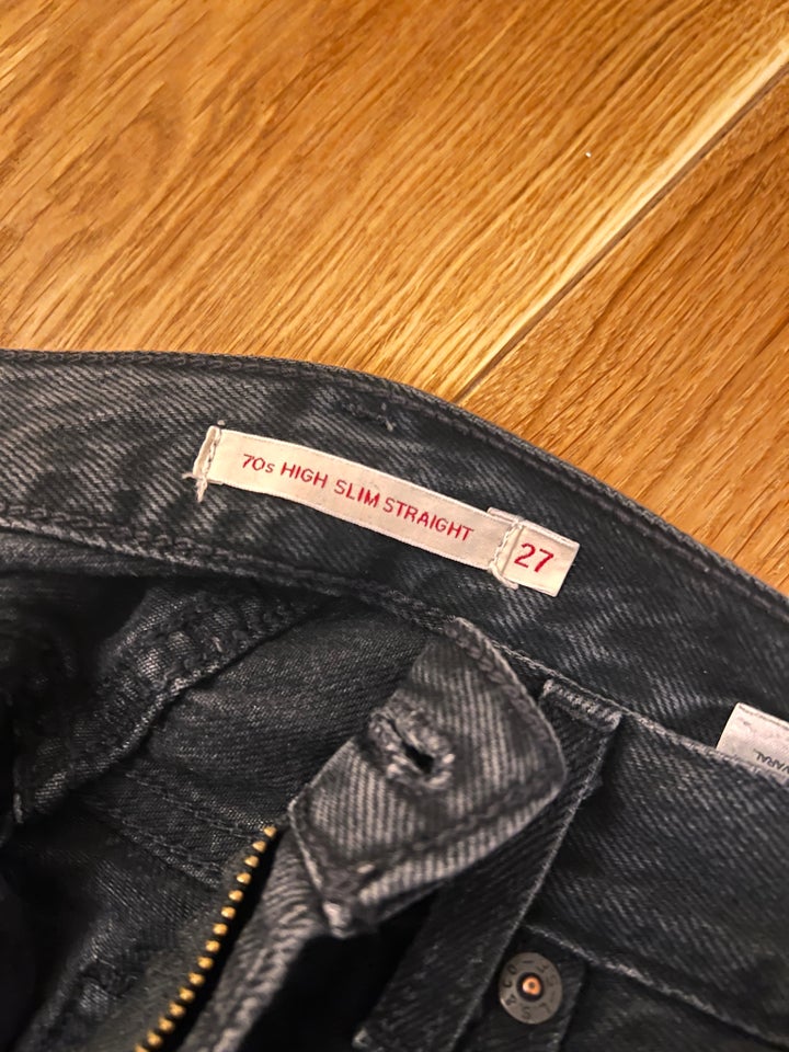 Jeans, Levi’s, str. 27