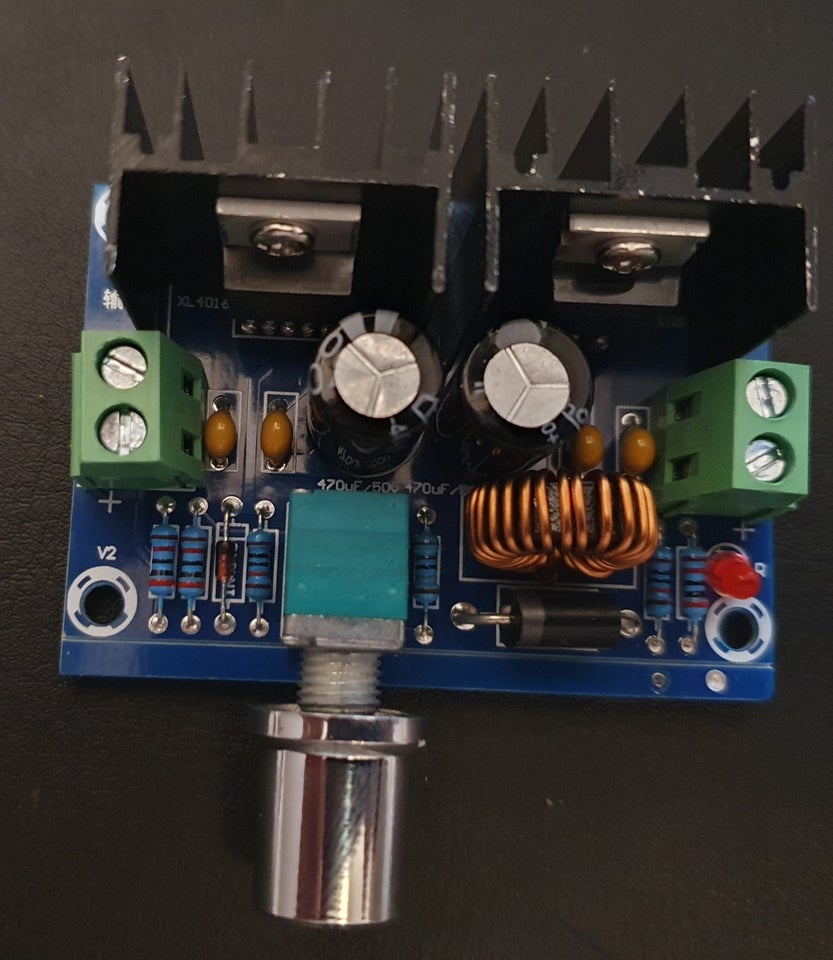 Strømforsyning, XL4016 8A 200 watt