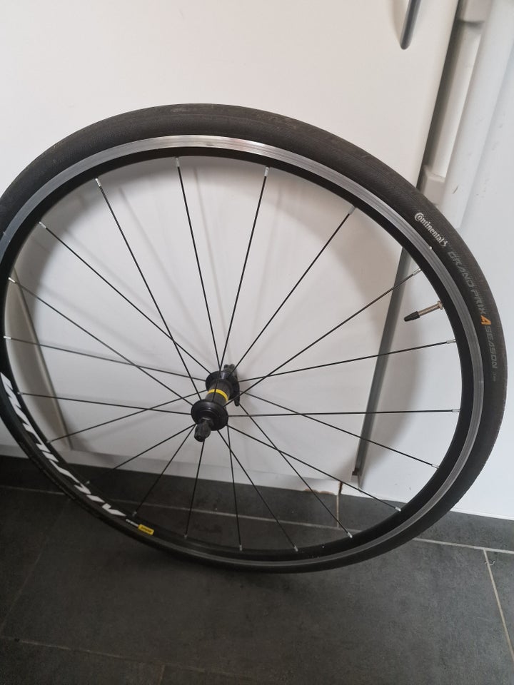 Hjul Mavic Aksium 622x17C-ROAD