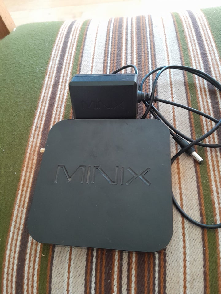 Minix neo x8-h plus God