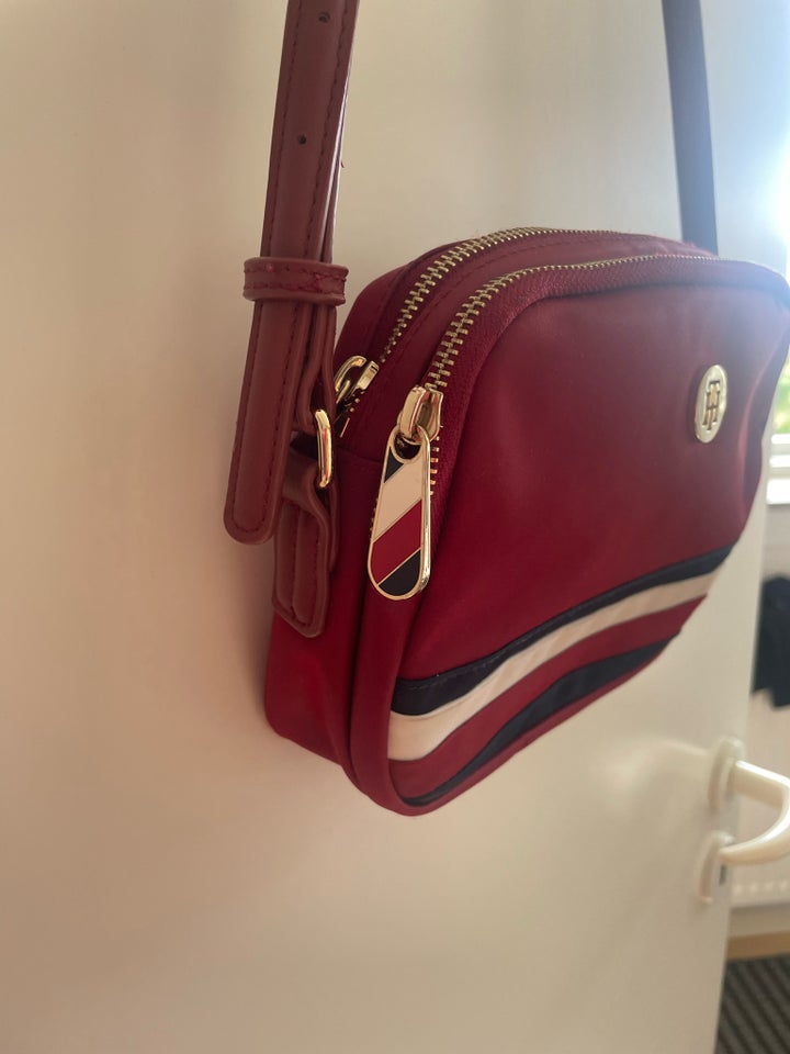 Crossbody Hilfiger