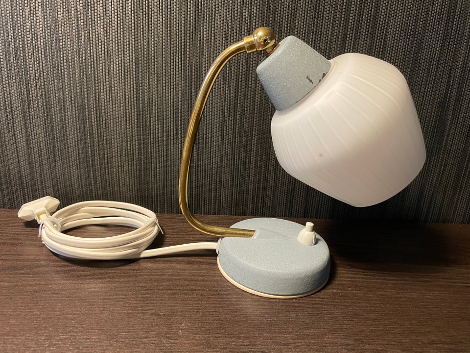 Anden bordlampe, Tysk Retro