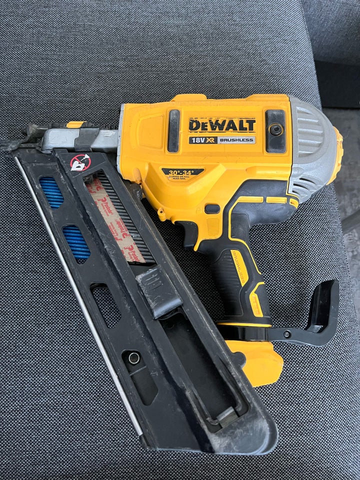 Sømpistol, Dewalt