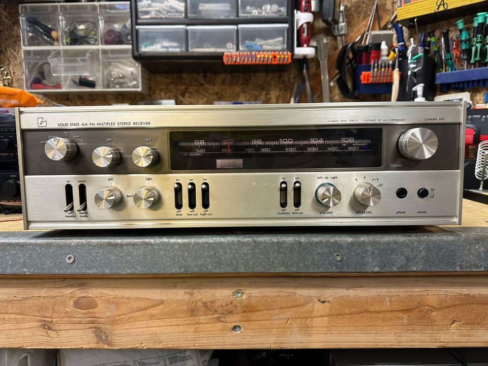 Receiver, Luxman, 600