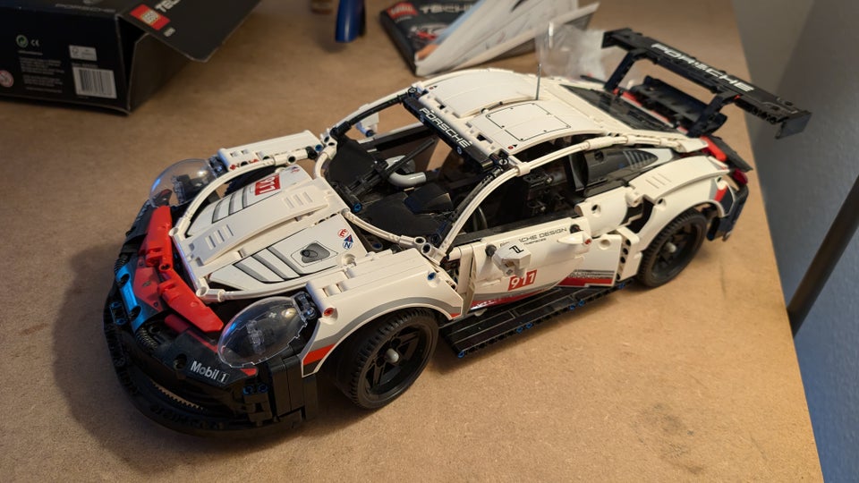 Lego Technic, Porsche 911 RSR