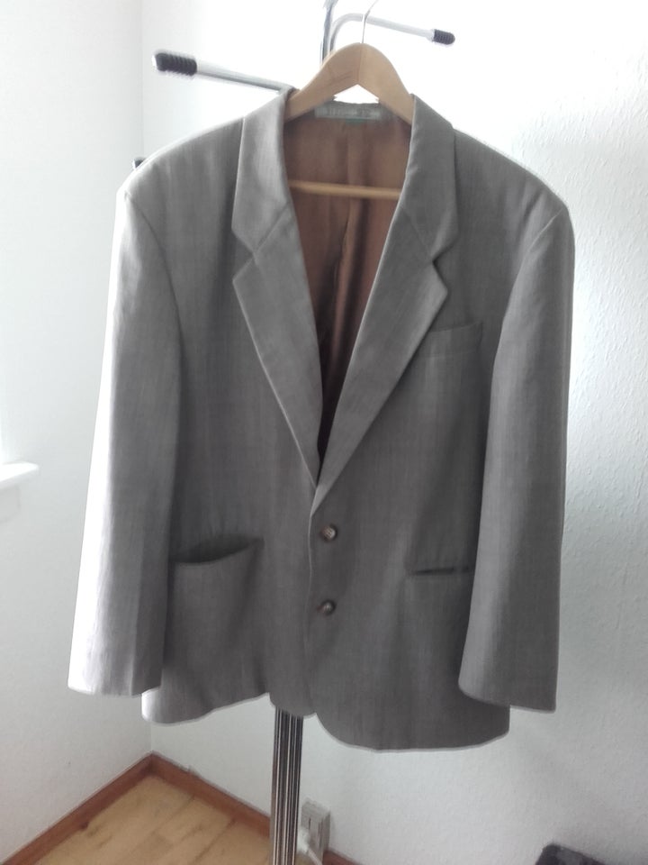 Blazer, str. L, BERTONI