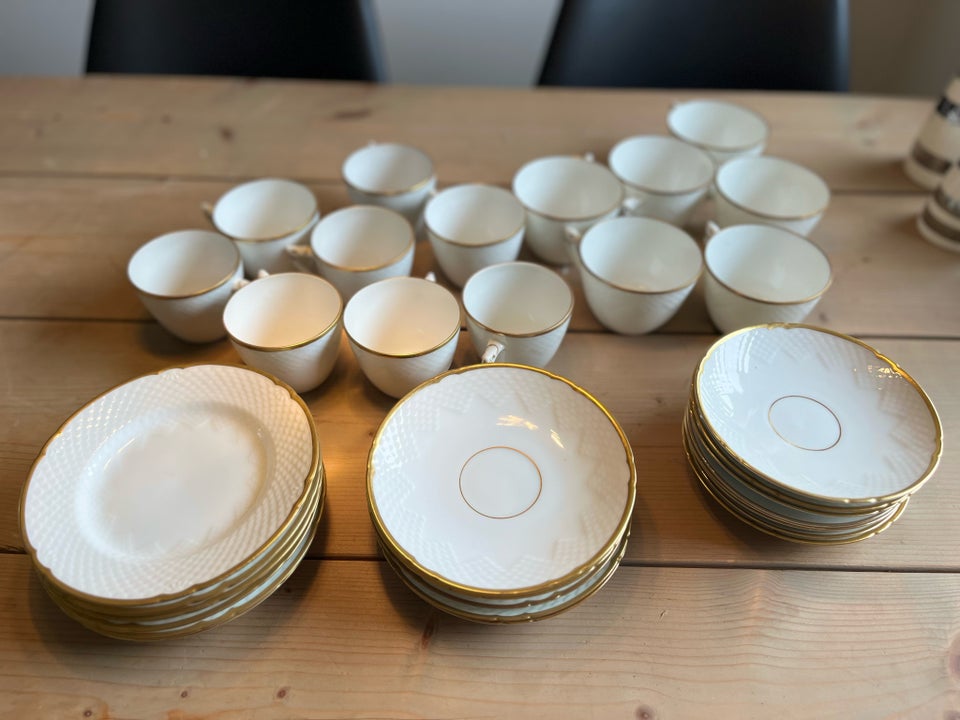 Porcelæn Kopper og underkopper og