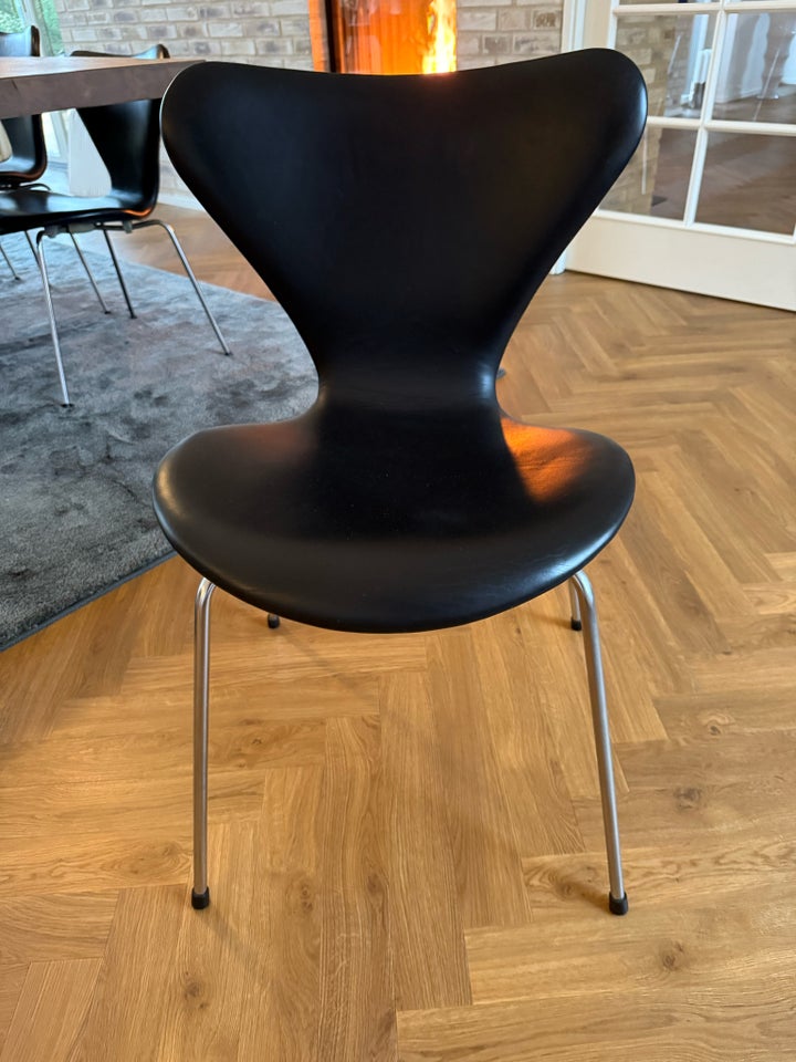 Arne Jacobsen, stol, 3107