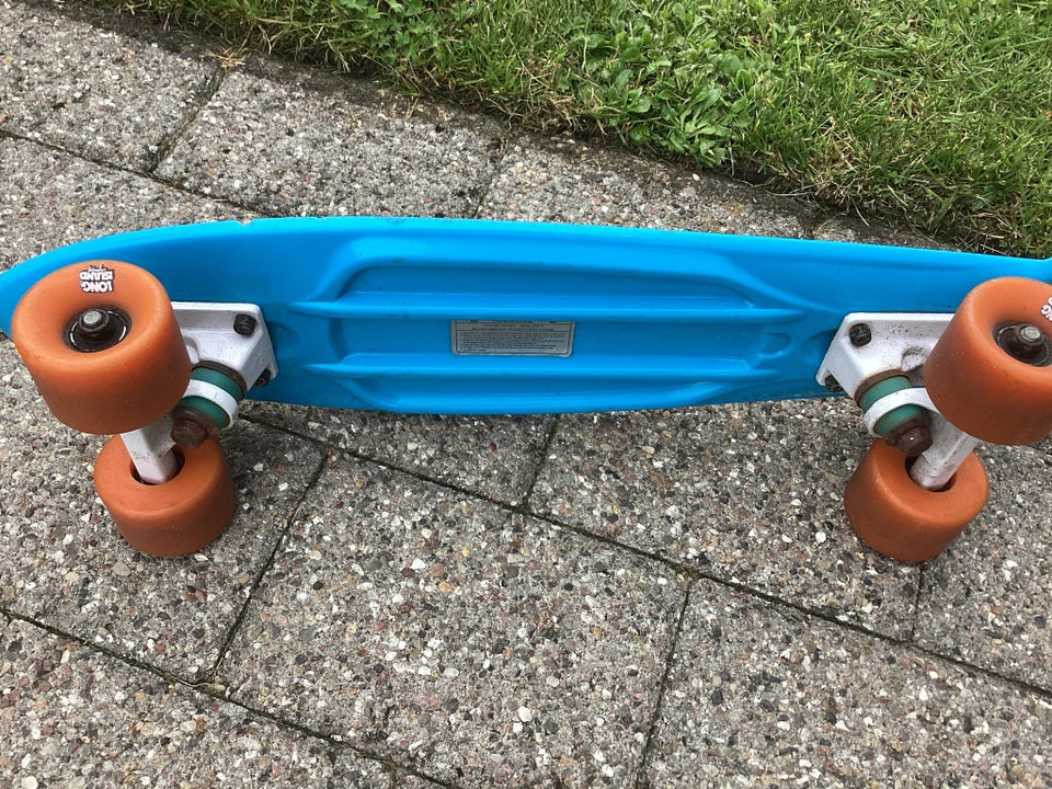 Skateboard