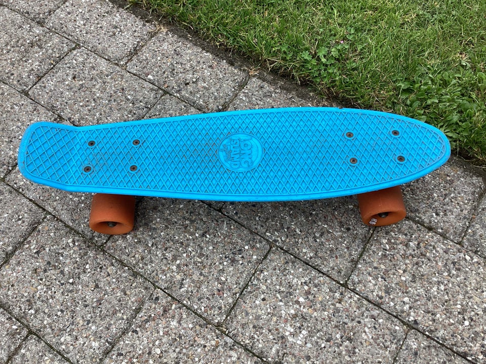 Skateboard