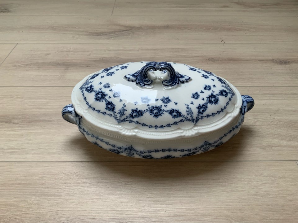 Porcelæn Suppeterrin  Royal Semi