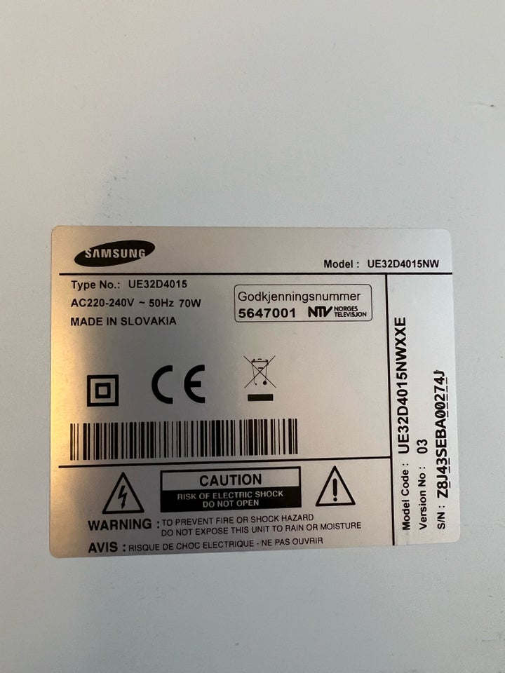 LCD Samsung UE32D4015