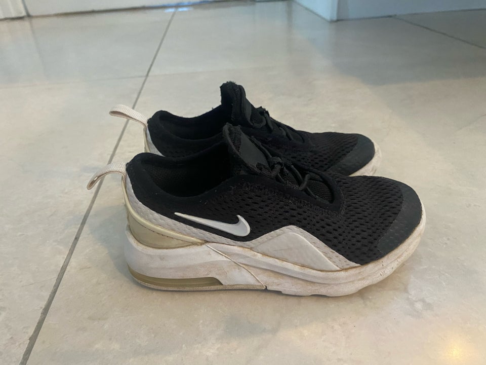 Sneakers, str. 27, Nike