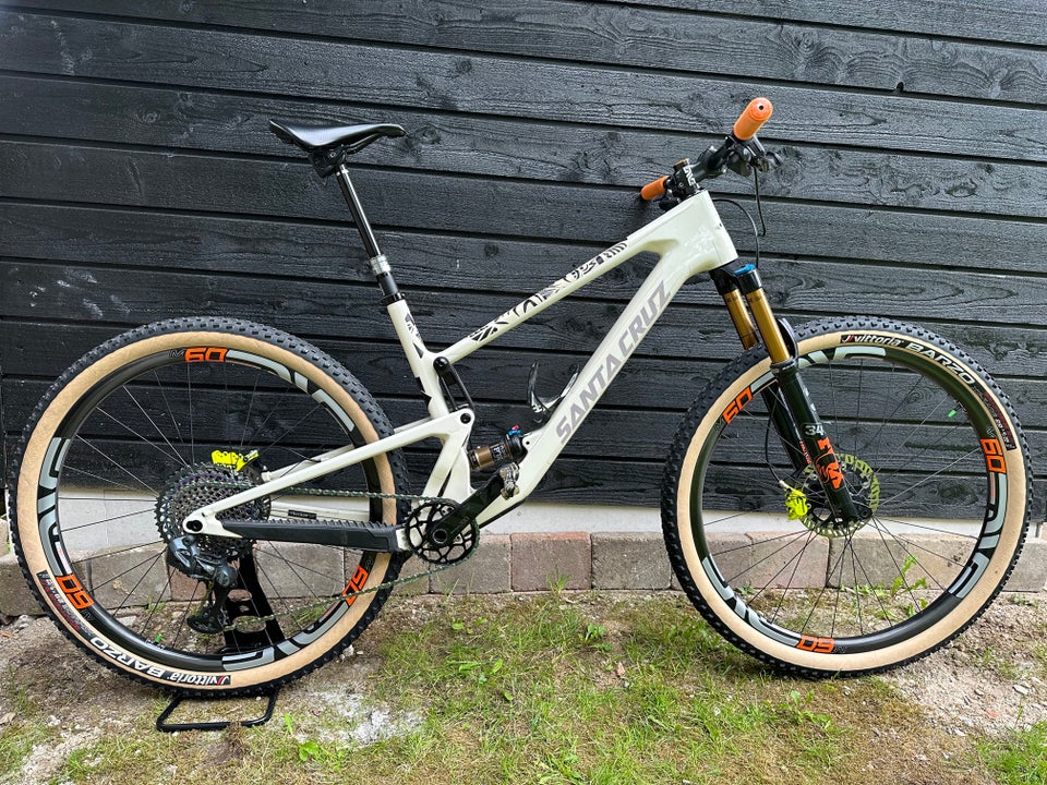 Santa Cruz Tallboy 4 full