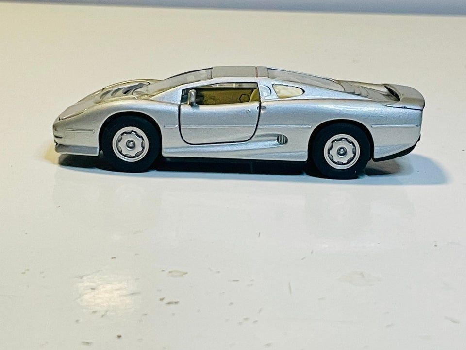 Modelbil, Welly Jaguar XJ 220,