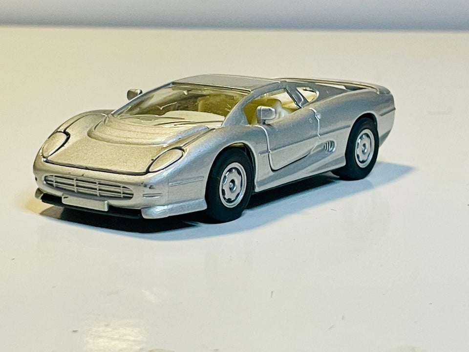 Modelbil, Welly Jaguar XJ 220,