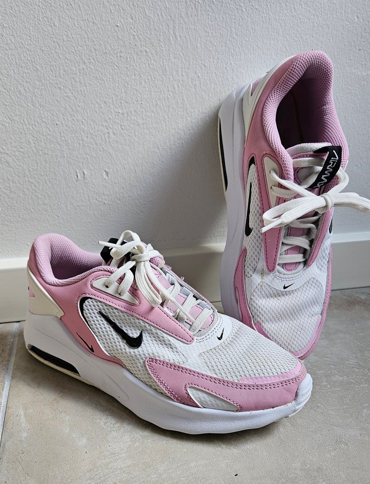 Sneakers, str. 38,5, Nike