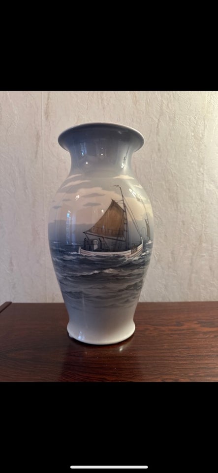 Porcelæn, Vase