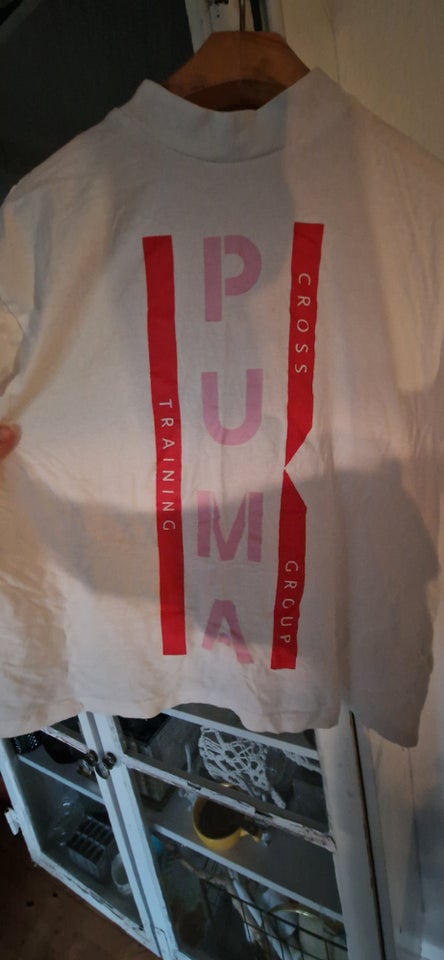 Top, Puma, str. 42