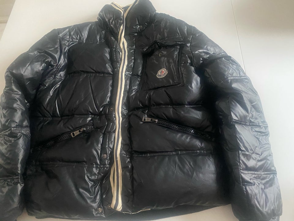 Dynejakke, str. 36, Moncler