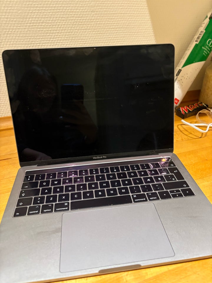 MacBook Pro, Apple Macbook Pro |