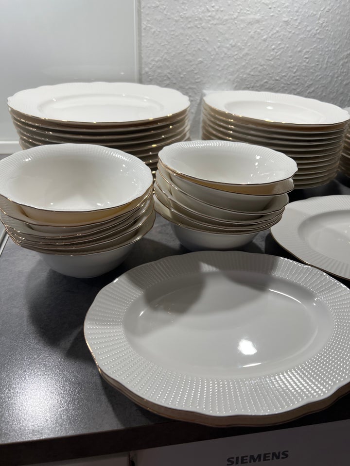 Porcelæn Tallerkensæt 12