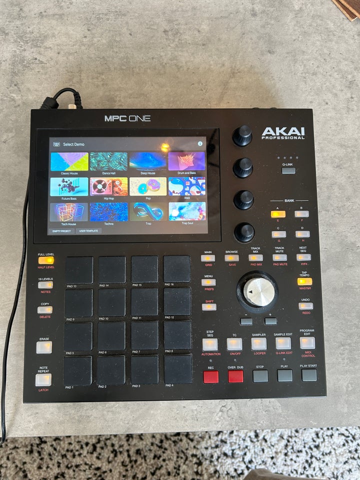 Sampler, Akai MPC One