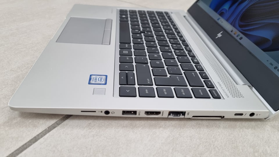 HP EliteBook 840 G5 31 GHz 8 GB ram