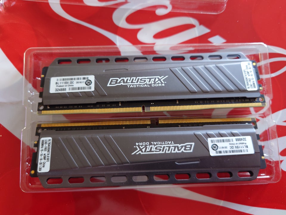 Crucial , 16, DDR4 SDRAM